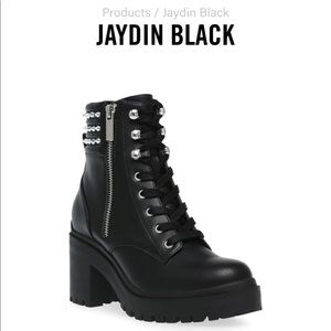 *ISO* STEVE MADDEN Jaydin boots black, sz 8.5 or 9